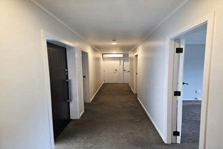 Photo of property in 68 Welcome Bay Road, Welcome Bay, Tauranga, 3112