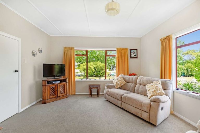 Photo of property in 18 Parkes Avenue, Saint Johns Hill, Whanganui, 4501
