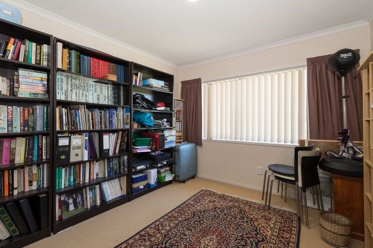 Photo of property in 7 Frame Place, Owhata, Rotorua, 3010