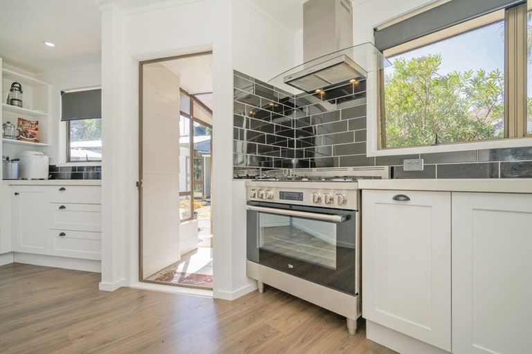 Photo of property in 145 Robinson Road, Whitianga, 3510