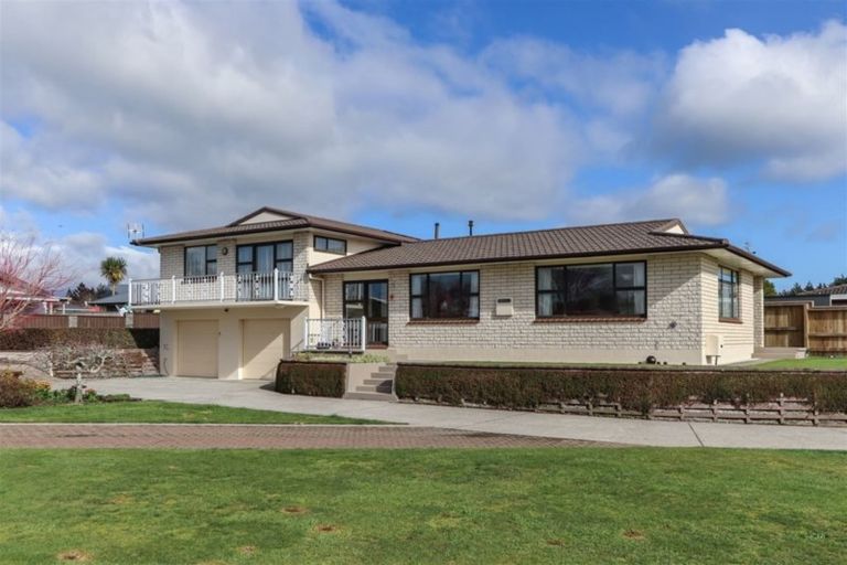 Photo of property in 4 Pokaka Place, Inglewood, 4330