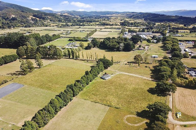 Photo of property in 68c Parkes Line Road, Mangaroa, Upper Hutt, 5018