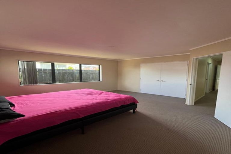Photo of property in 243a Hill Road, The Gardens, Auckland, 2105