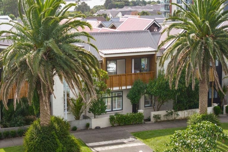 Photo of property in 68 Buckley Avenue, Hobsonville, Auckland, 0616