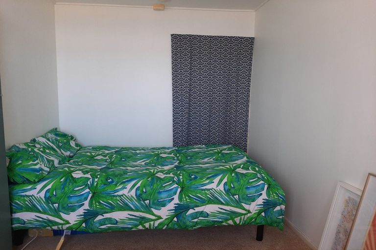 Photo of property in 23 Rangitane Street, Maupuia, Wellington, 6022