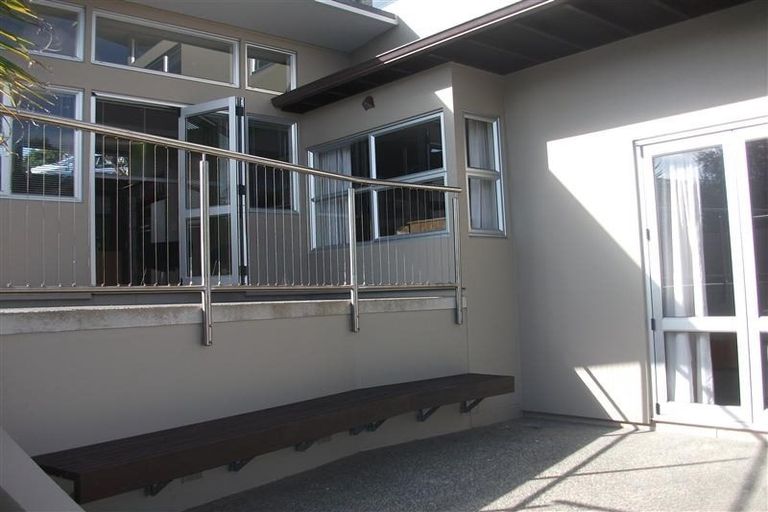 Photo of property in 12 Bushglen Court, Browns Bay, Auckland, 0630