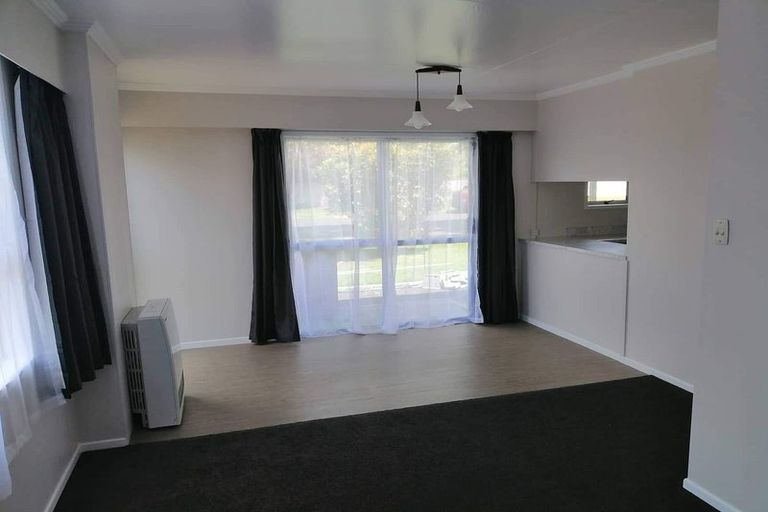 Photo of property in 5a Rennell Street, Frankleigh Park, New Plymouth, 4310