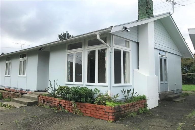 Photo of property in 45 Moeraki Road, Maoribank, Upper Hutt, 5018