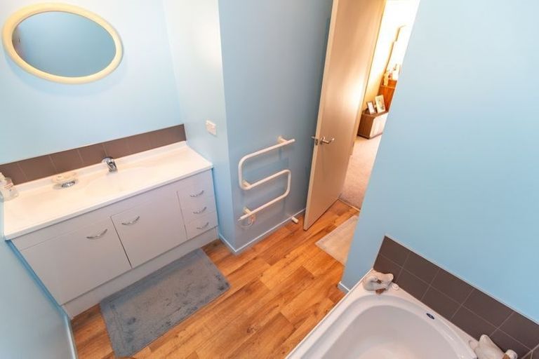 Photo of property in 17 Haultain Street, Kihikihi, Te Awamutu, 3800