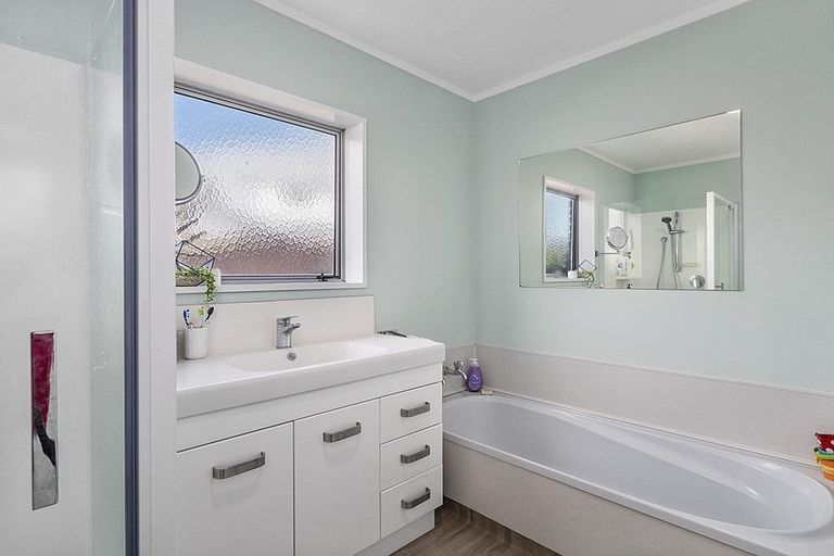 Photo of property in 54 Harrisfield Drive, Hairini, Tauranga, 3112