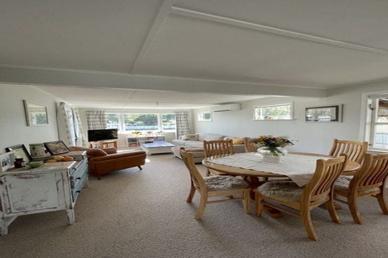 Photo of property in 208 Belvedere Road, Carterton, 5713