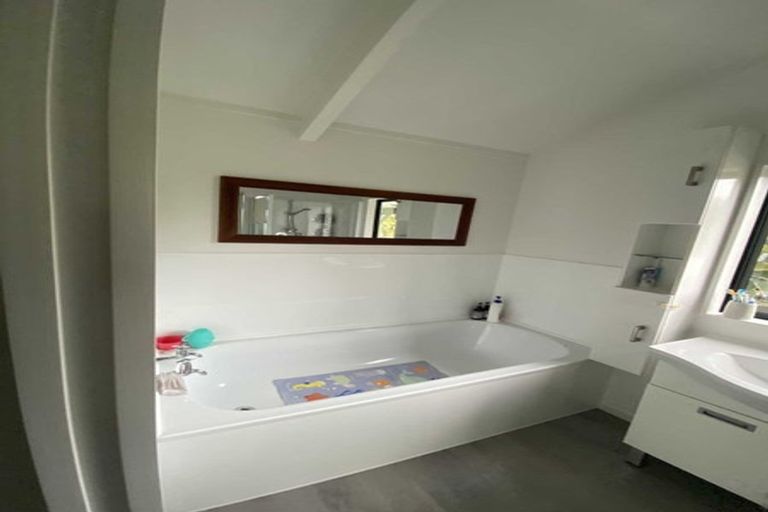 Photo of property in 241 Wallace Road, Koputaroa, Levin, 5571