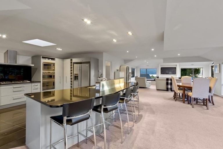 Photo of property in 660 Peninsula Road, Kelvin Heights, Queenstown, 9300