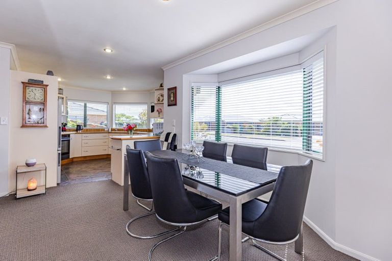 Photo of property in 16 Kelsi Street, Tawhero, Whanganui, 4501