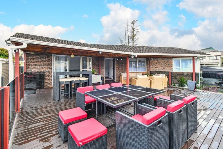 Photo of property in 1 Bendale Place, Papatoetoe, Auckland, 2025