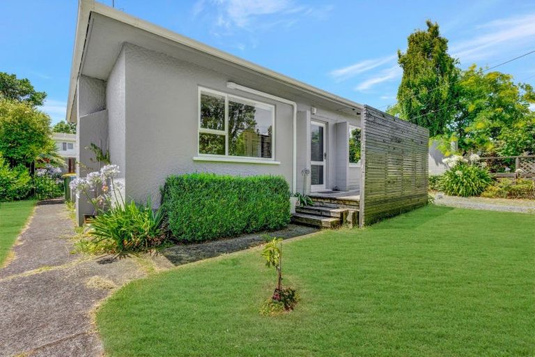 Photo of property in 9 Hursthouse Street, Vogeltown, New Plymouth, 4310