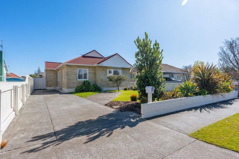 Photo of property in 27a Nuffield Avenue, Marewa, Napier, 4110