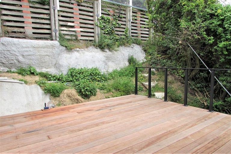 Photo of property in 84 Maupuia Road, Maupuia, Wellington, 6022