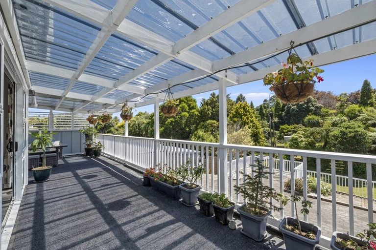 Photo of property in 47 Waiwaka Terrace, Strandon, New Plymouth, 4312