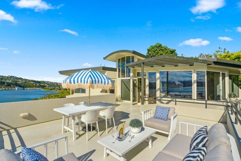 Photo of property in 26a Mana View Road, Paremata, Porirua, 5026