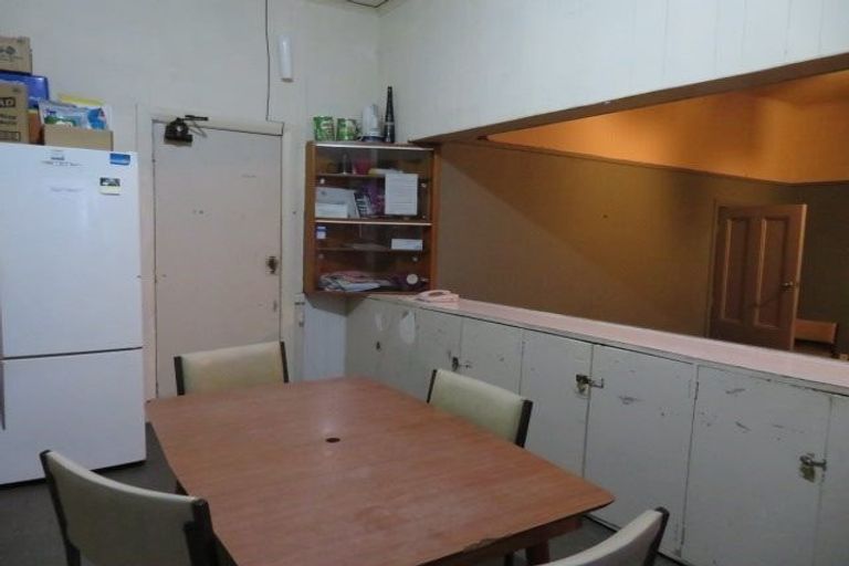 Photo of property in 34 Bay Street, Petone, Lower Hutt, 5012