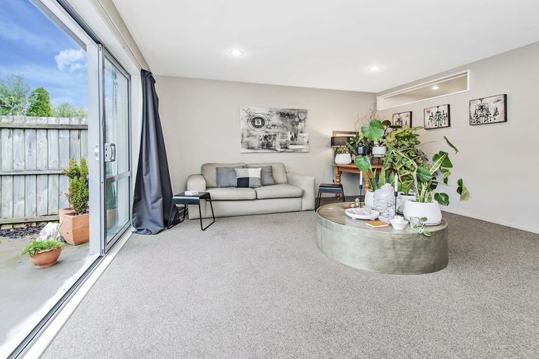 Photo of property in 1/18 Goldsmith Place, Waltham, Christchurch, 8023