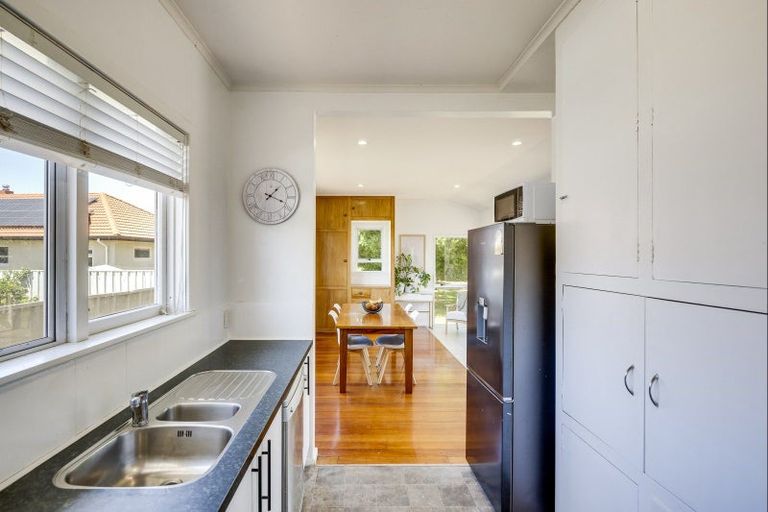 Photo of property in 911 Rangiora Street, Mahora, Hastings, 4120