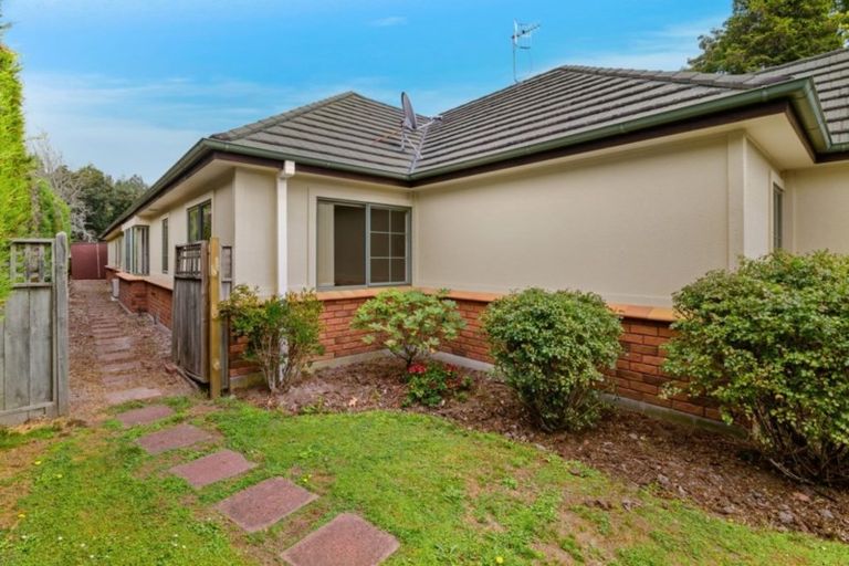 Photo of property in 19a Tarawera Road, Lynmore, Rotorua, 3010