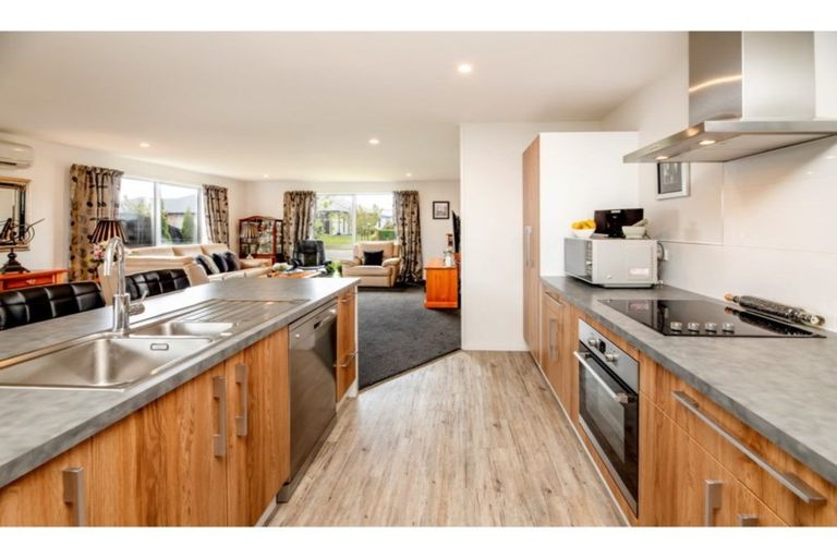 Photo of property in 10 Jasper Court, Rolleston, 7614