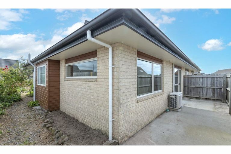Photo of property in Rivertown Villas, 150 Williams Street, Kaiapoi, 7630