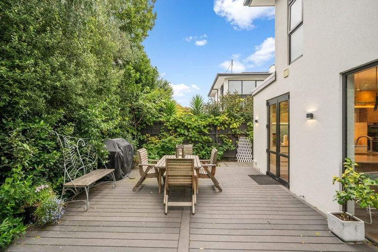 Photo of property in 53 Innes Road, St Albans, Christchurch, 8052