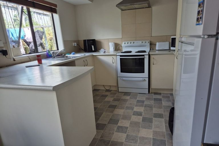 Photo of property in 57b Sabulite Road, Kelston, Auckland, 0602