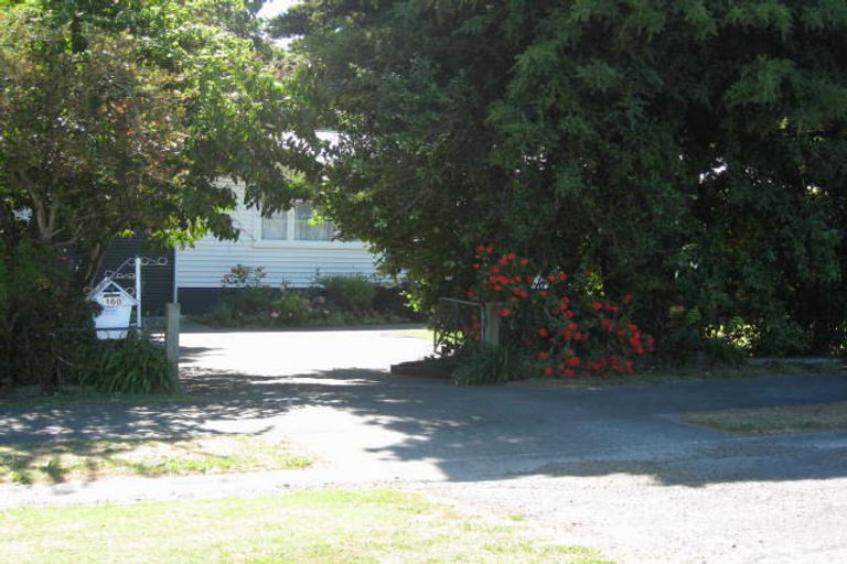 Photo of property in 160 West Street, Feilding, 4702