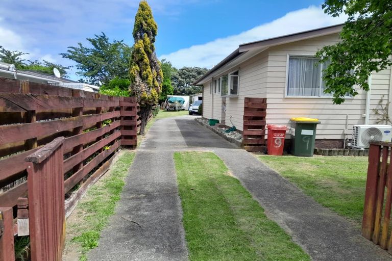 Photo of property in 9 Cypress Grove, Paraparaumu, 5032