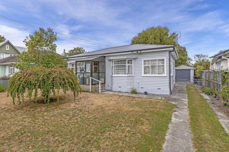 Photo of property in 19 Carnarvon Street, Linwood, Christchurch, 8062