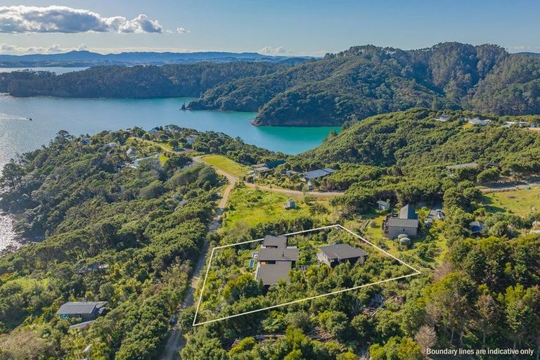 Photo of property in 3 Elizabeth Point Road, Kawau Island, 0920