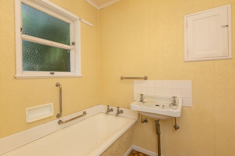 Photo of property in 33 Richmond Street, Maraenui, Napier, 4110