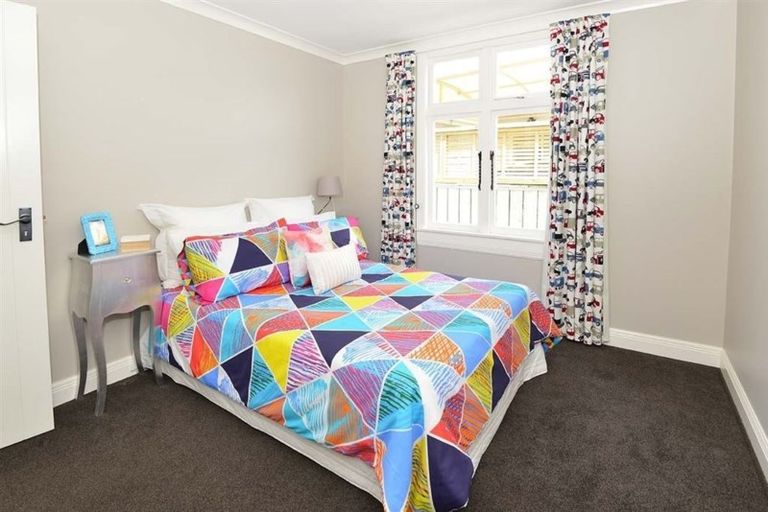 Photo of property in 1047 Whangaparaoa Road, Tindalls Beach, Whangaparaoa, 0930