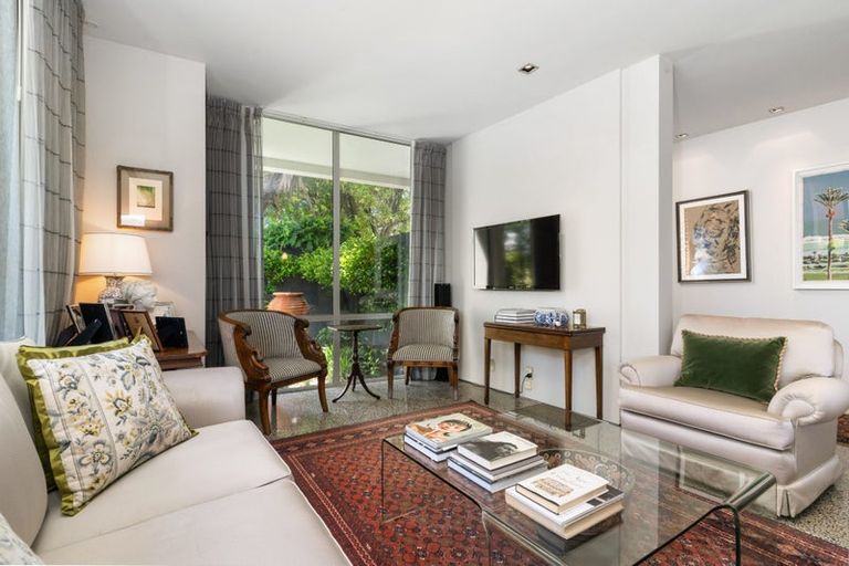 Photo of property in 148 Merivale Lane, Merivale, Christchurch, 8014