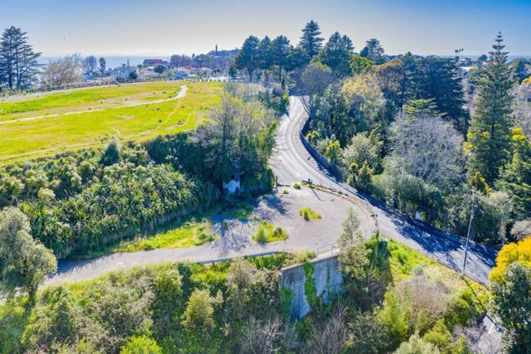 Photo of property in 36 Main Street, Hospital Hill, Napier, 4110