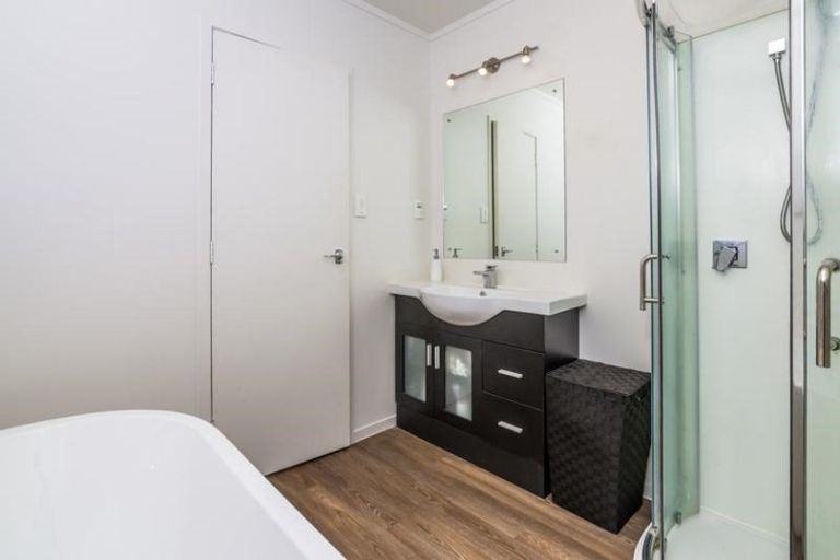 Photo of property in 92 Link Road, Wairakei, Taupo, 3384