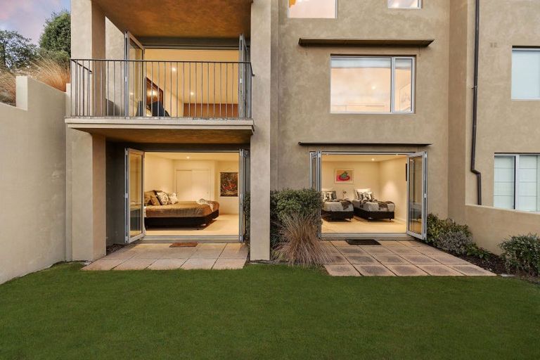 Photo of property in The Woods, 5/12 Dublin Street, Queenstown, 9300