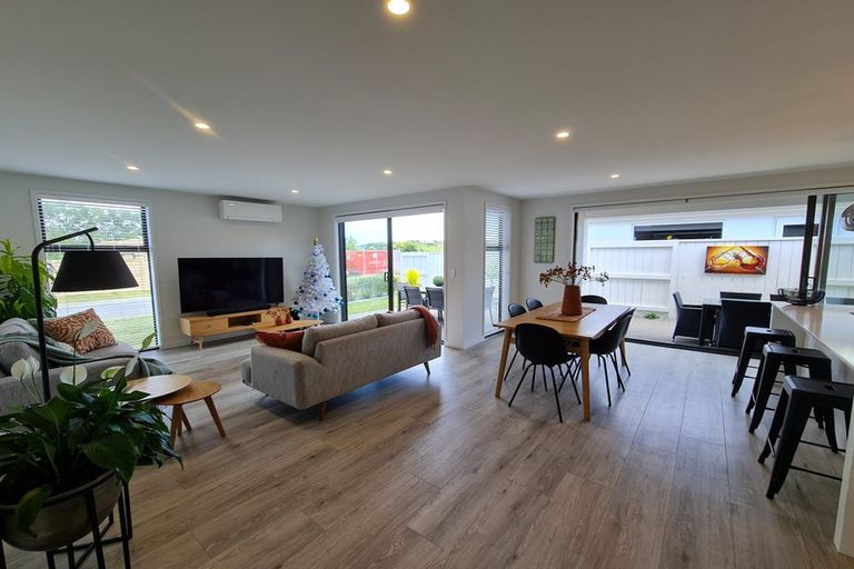 Photo of property in 43a Saint Pauls Drive, Brookfield, Tauranga, 3110