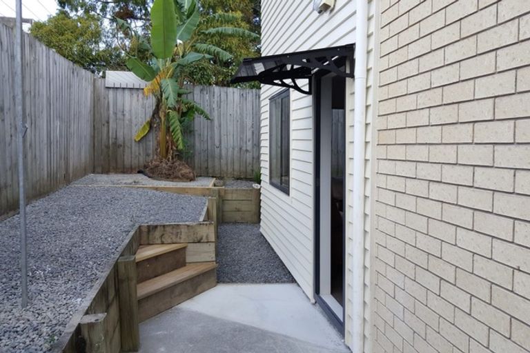 Photo of property in 45j Brandon Road, Glen Eden, Auckland, 0602