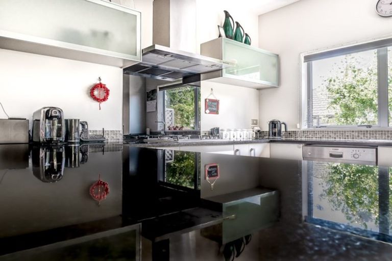 Photo of property in 18 Lithgow Drive, Otamatea, Whanganui, 4500