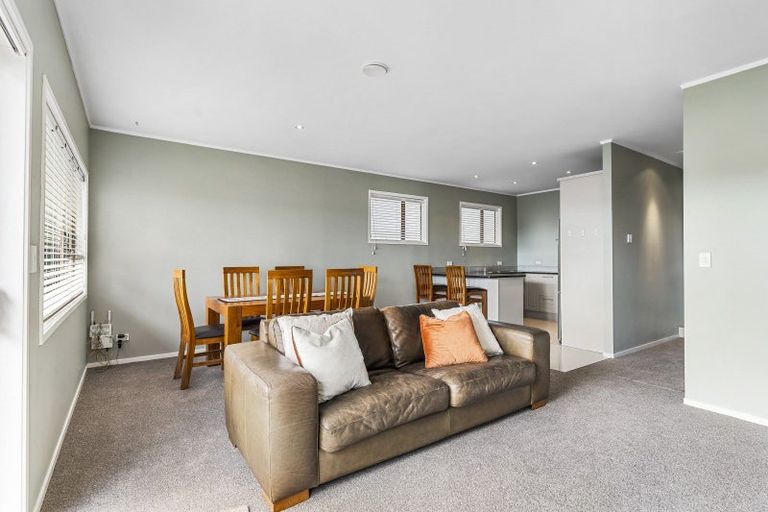 Photo of property in 2/119 Ridge Road, Howick, Auckland, 2014