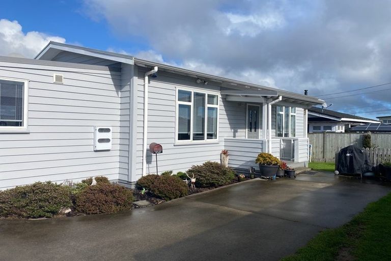 Photo of property in 36 Elliot Street, Papakura, 2110