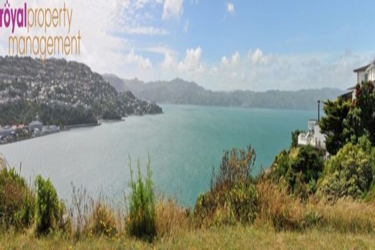 Photo of property in 23 Rangitane Street, Maupuia, Wellington, 6022