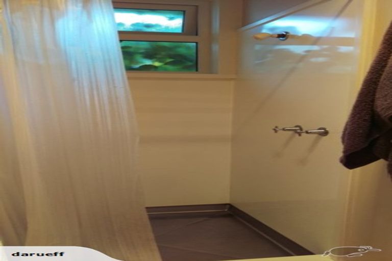 Photo of property in 202 Townsend Road, Miramar, Wellington, 6022