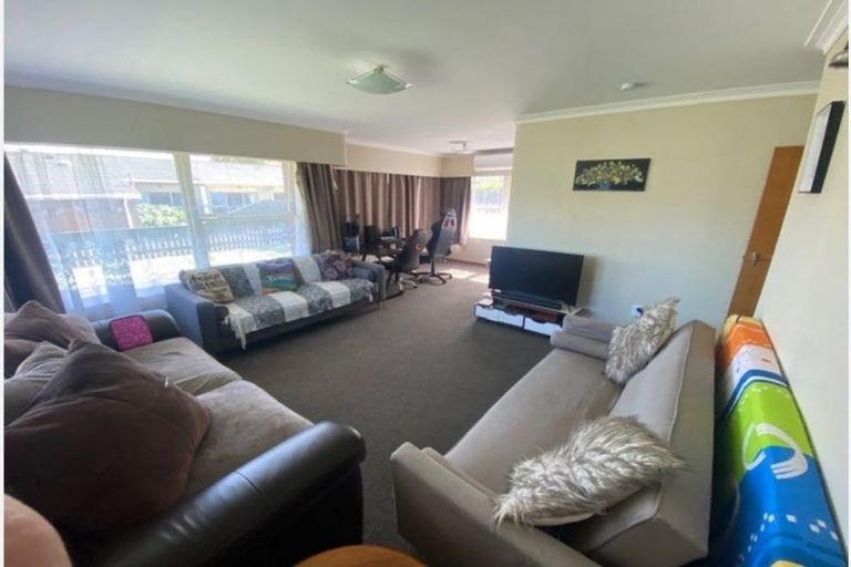 Photo of property in 49a Berkley Avenue, Hillcrest, Hamilton, 3216